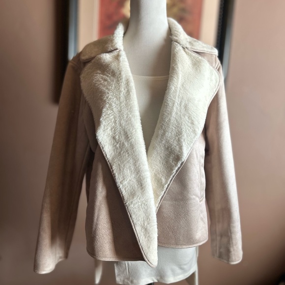 Cream Vegan Suede Fur Oversized Jacket NWT - Picture 7 of 7
